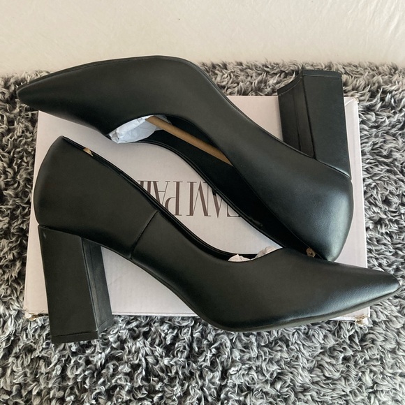 Black Chunky Heels - Picture 3 of 8